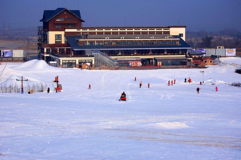 八达岭碧雪庄园酒店外景图