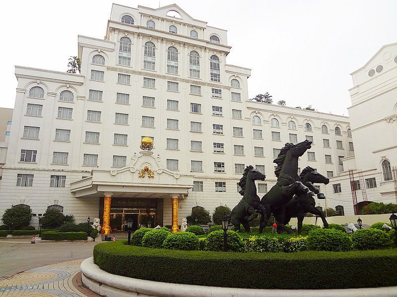 Guangzhou Lijiang Pearl Hotel (Xiajiao Subway Station) Over view