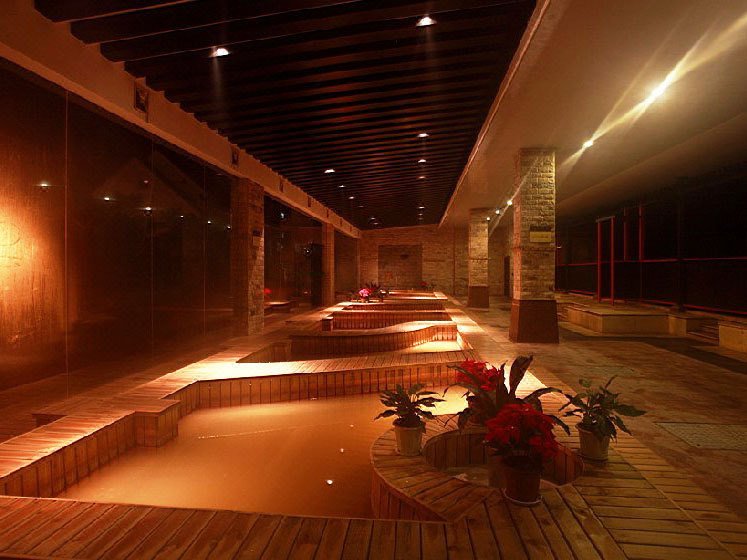 Hot-Spring International Hotel 休闲