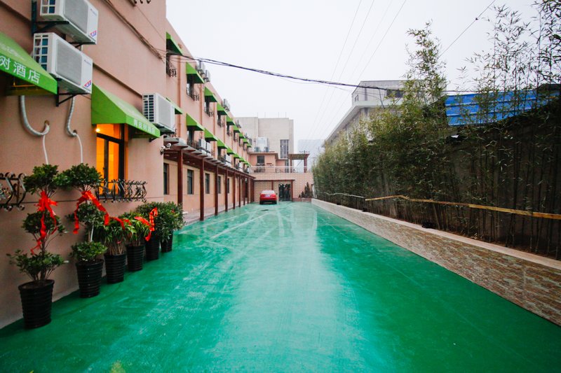 Vatica hotel Over view