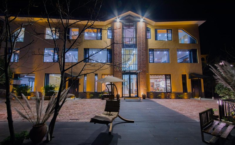 Ten Rooms InnOver view