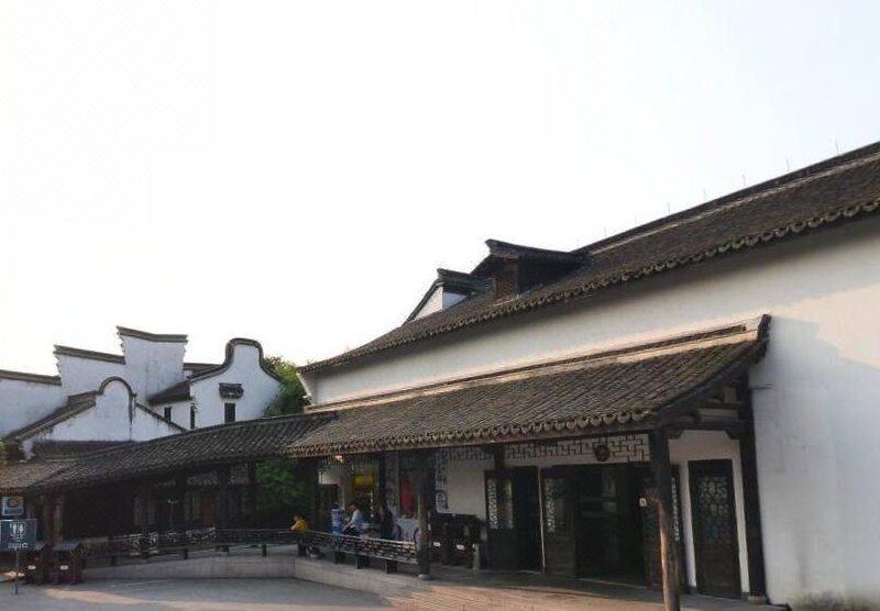 Yinxin Yayuan Inn Over view