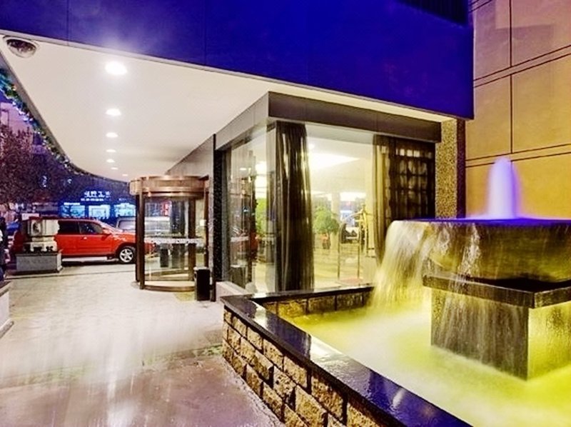 SSAW Boutique Hotel Yiwu Huafeng Over view