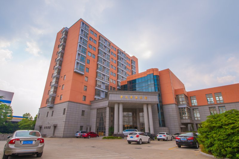 zhongtianhuanghaihotel over view