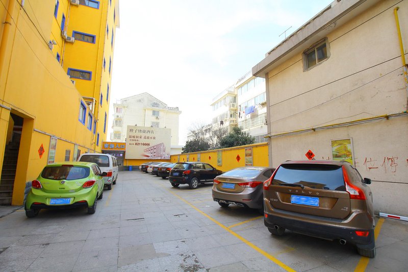 Orange HotelOver view