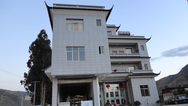 The edge scenery  hotel store Over view