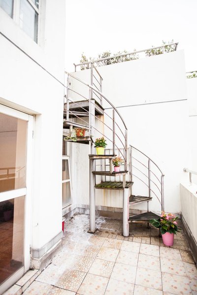 Shixiaoshi Youth Hostel (Shanghai Lujiazui Mingzhu) Over view