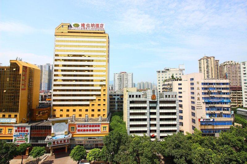 Vienna Hotel (Qingyuan Lianjiang Road) Over view