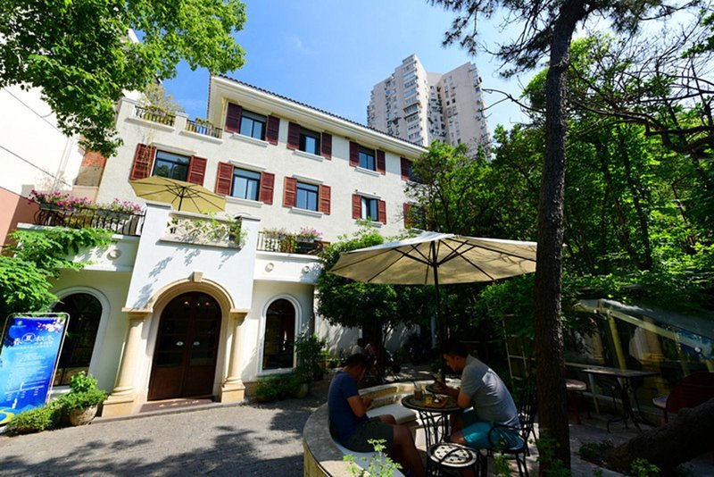 Soho Garden Villa Hotel (Shanghai Jiaotong University Metro Station Flagship) Over view