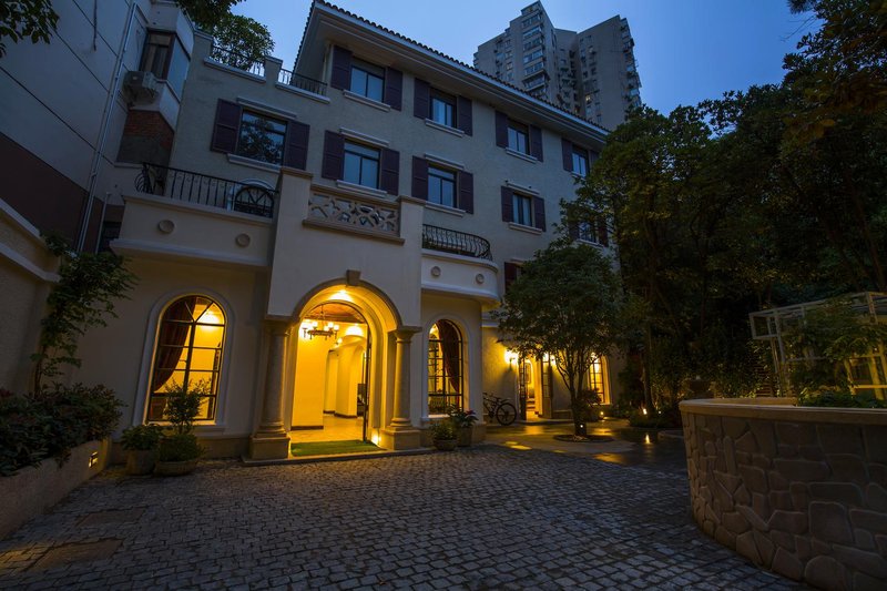 Soho Garden Villa Hotel (Shanghai Jiaotong University Metro Station Flagship) Over view