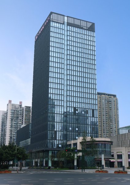 Crowne Plaza Yibin Over view
