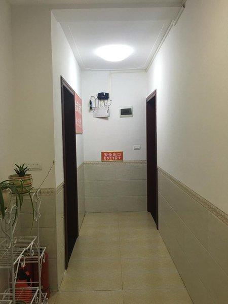 jiyuanzhusu Hotel public area