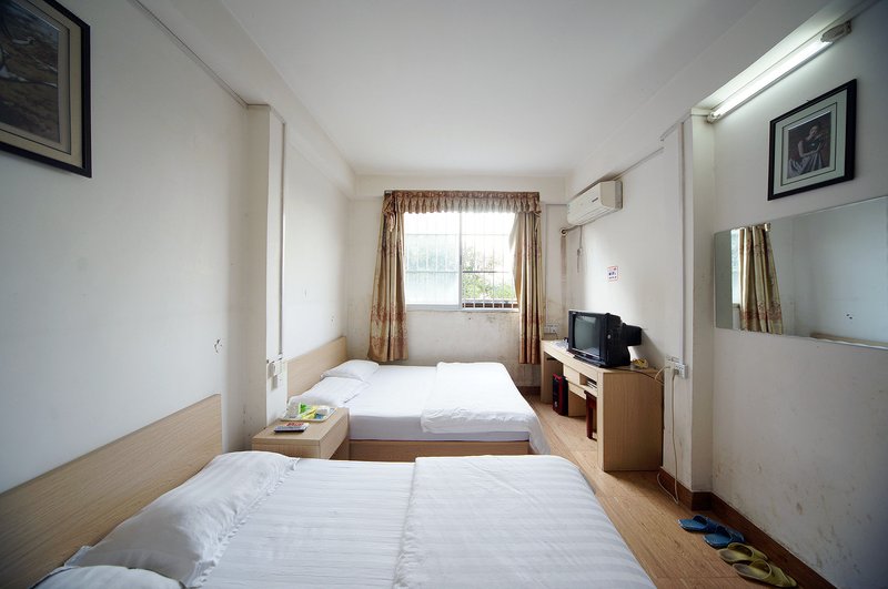 Nanning John source business hotelGuest Room