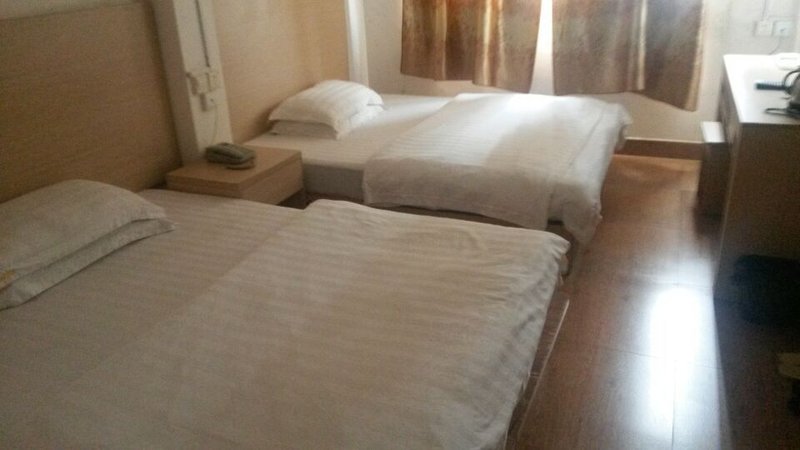 Nanning John source business hotelGuest Room