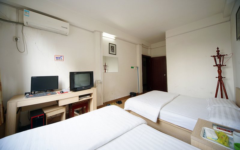 Nanning John source business hotelGuest Room