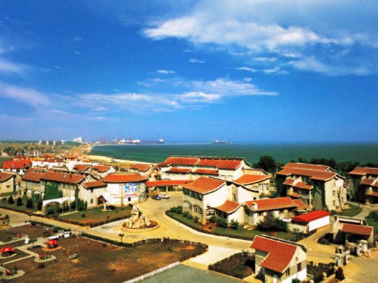 Gloria Holiday Villas Qinhuangdao  Over view