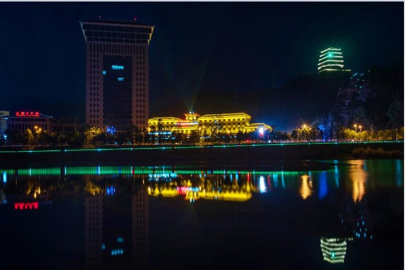 Jianmenyi Hotel Over view