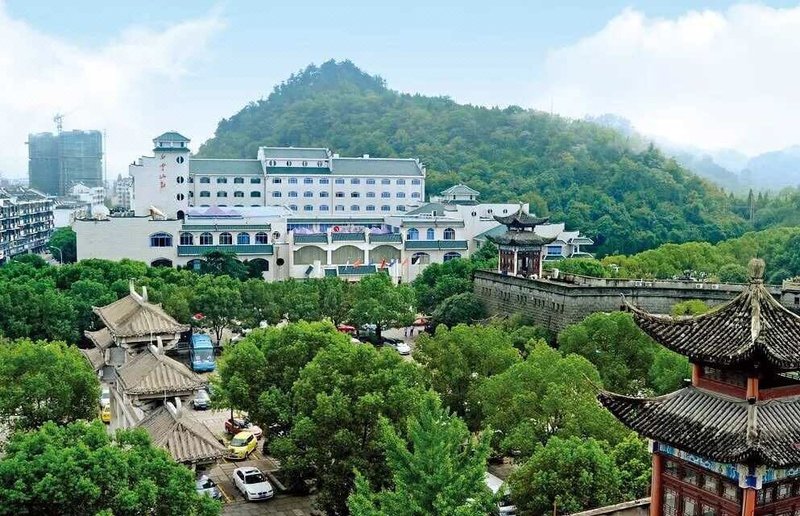 Baiyun Shanzhuang Hotel Over view