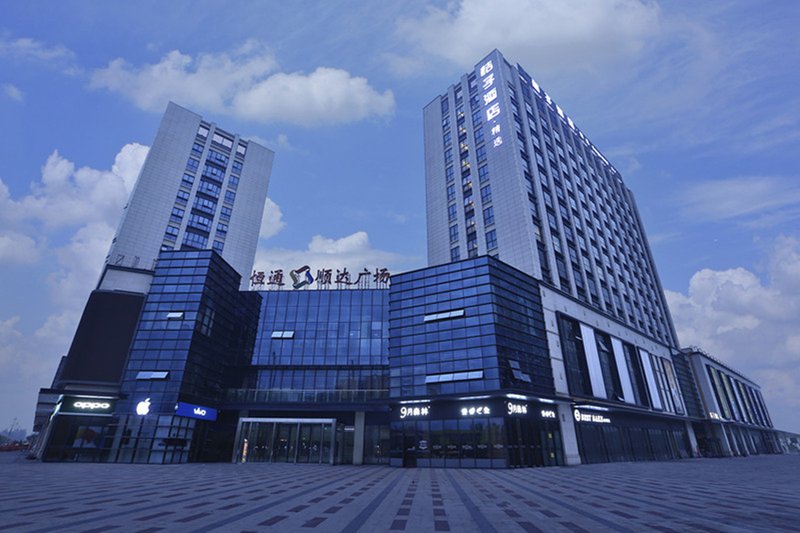 Orange Hotel Select (Yangzhou Wanda Plaza) Over view