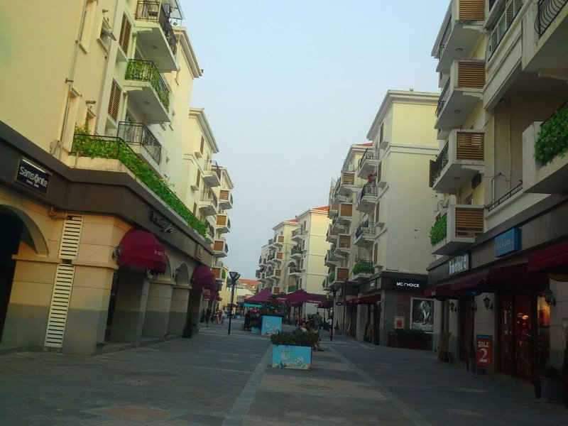 Huxindao Xinyue Holiday Apartment Hotel over view