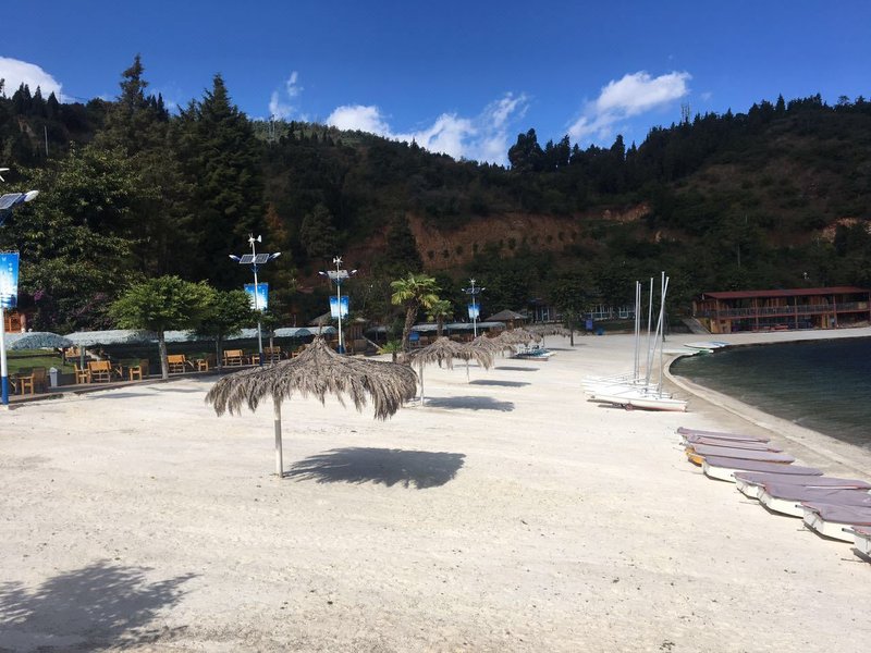 Gowo RV Campsite Over view