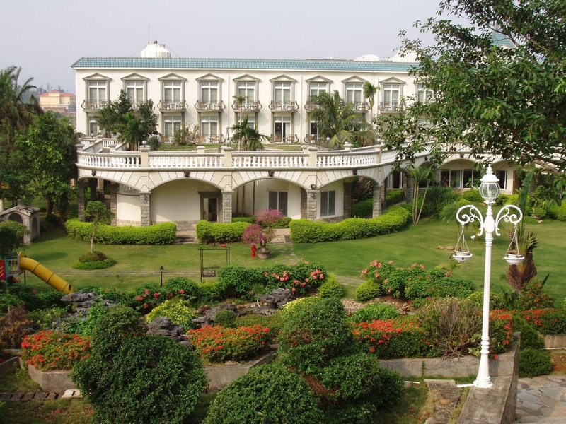 Treasure Island Hot Spring Hotel Over view