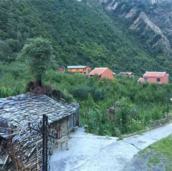 Maoxian county qiang of ecological farmOver view