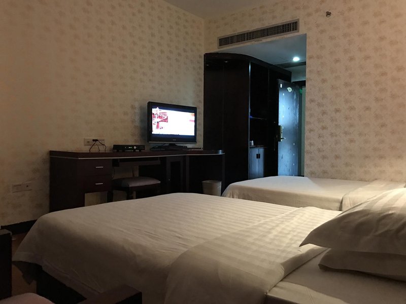 Dilong Hotel Guest Room