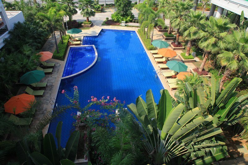 Sanya Shuang Dao Holiday Hotel Over view