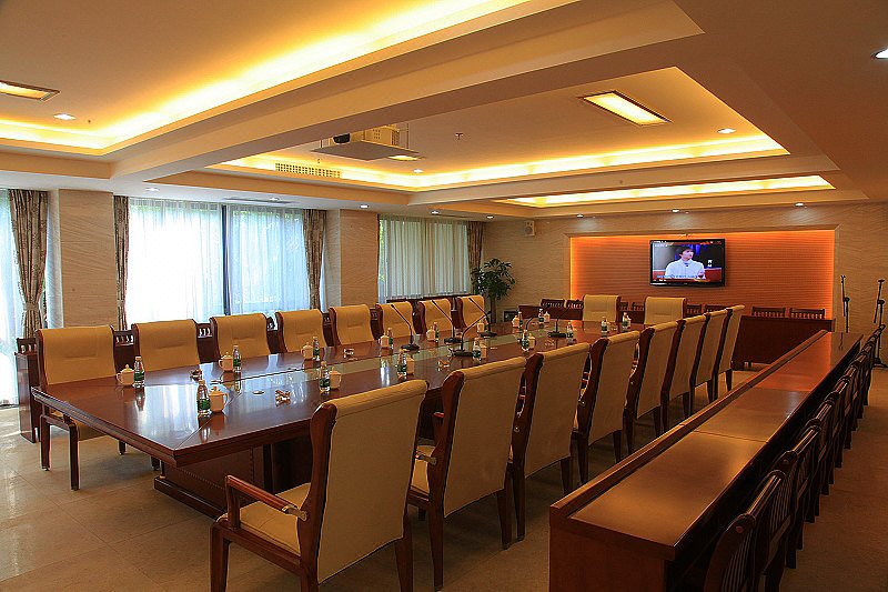 Sanya Shuang Dao Holiday Hotel meeting room
