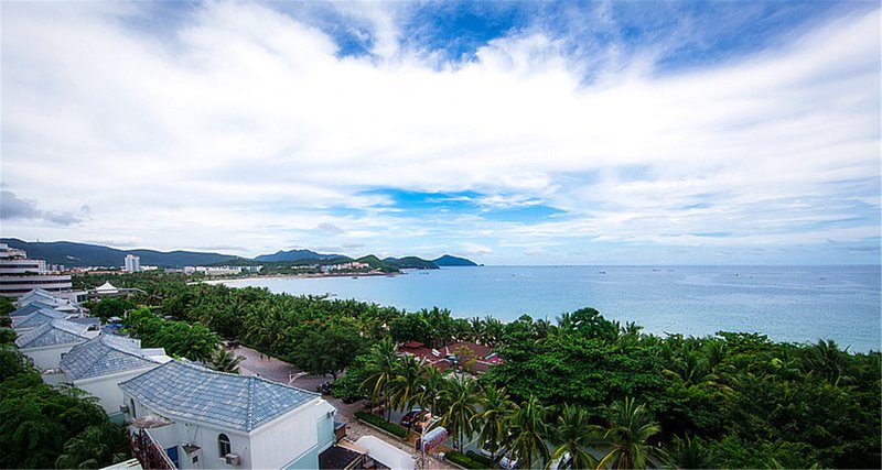 Golden Beach Villa Over view