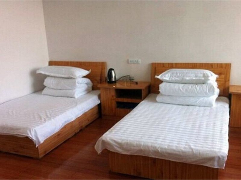 Zhongwei Lvzhoule Farm Stay Guest Room