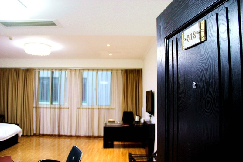 Baifenghui Business Hotel Yangzhou ShouxihuGuest Room