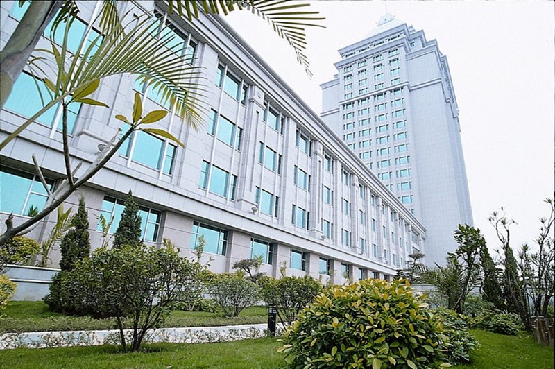 Borrman Hotel(Wuyi University Yihua Department Store) Over view