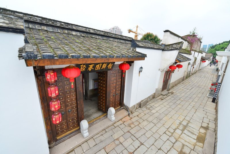 Juchunyuan Hotel (Fuzhou Sanfang Qixiang)Over view