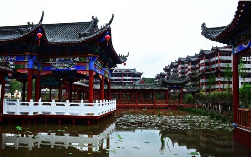 Hualongcheng Hotel Over view