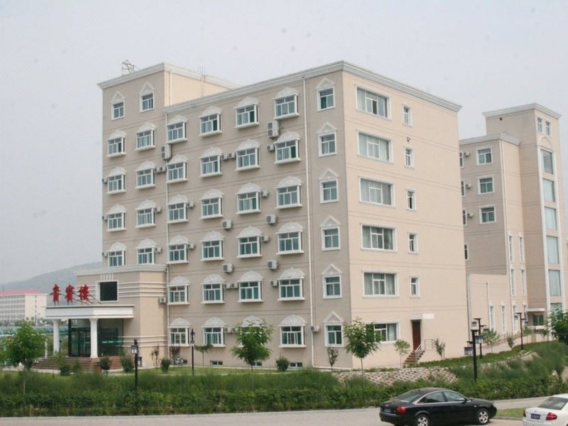 Longhua Hotel Over view