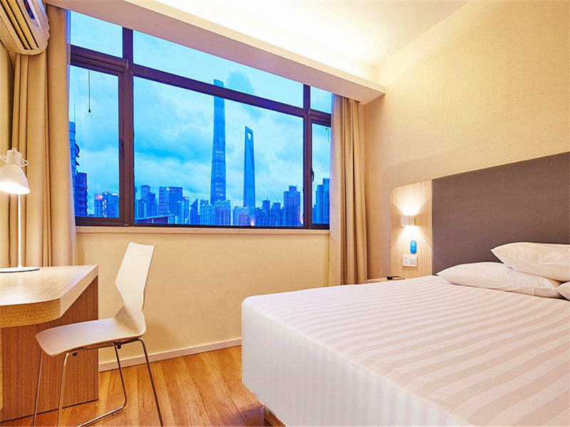 Hanting Hotels Guest Room