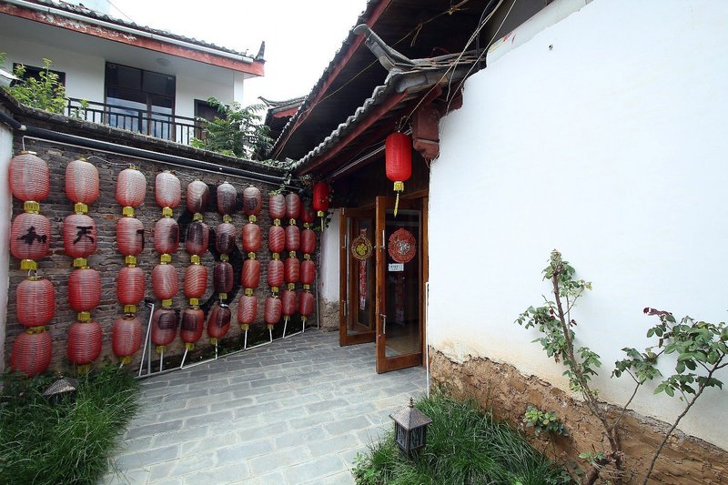 Shuhe Quiet Garden Inn Lijiang Over view