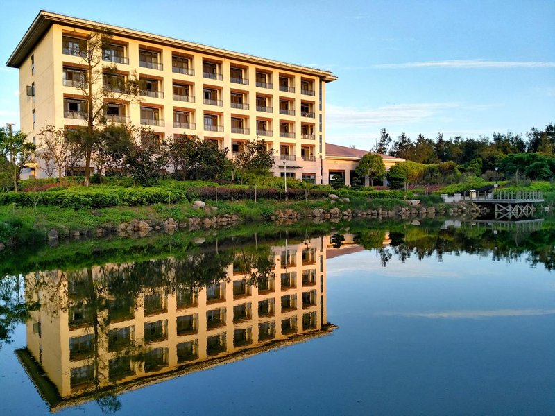 Dragon Phoenix Resorts Honor Hotel over view