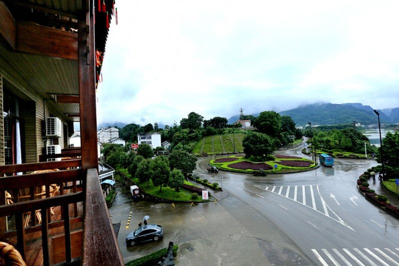 ZZJ Green HotelOther