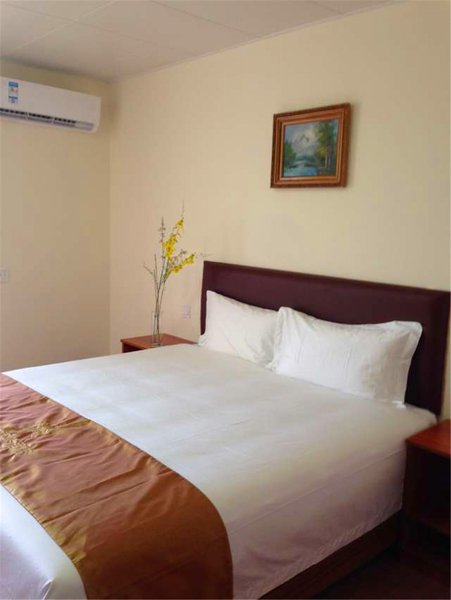 Liangyi Business Room Songgang Branch Guest Room