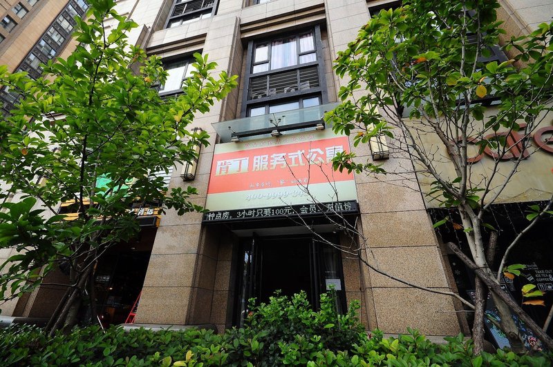 Kentin Apartment Over view