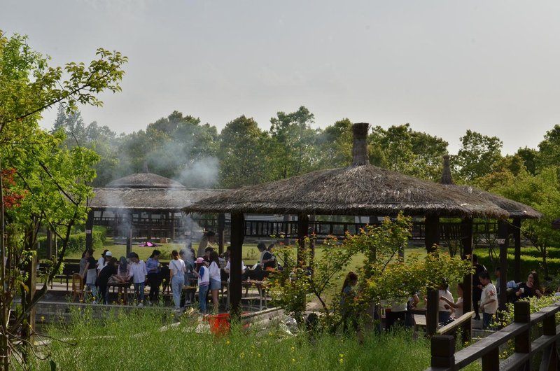 Nongmi Yefengkuang RV Camping Accommodation 休闲