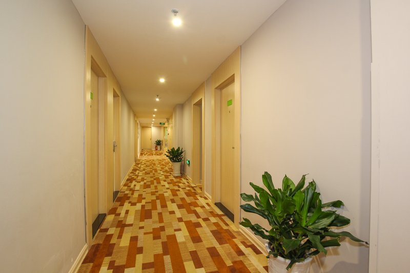 Motel 168 HotelHotel public area