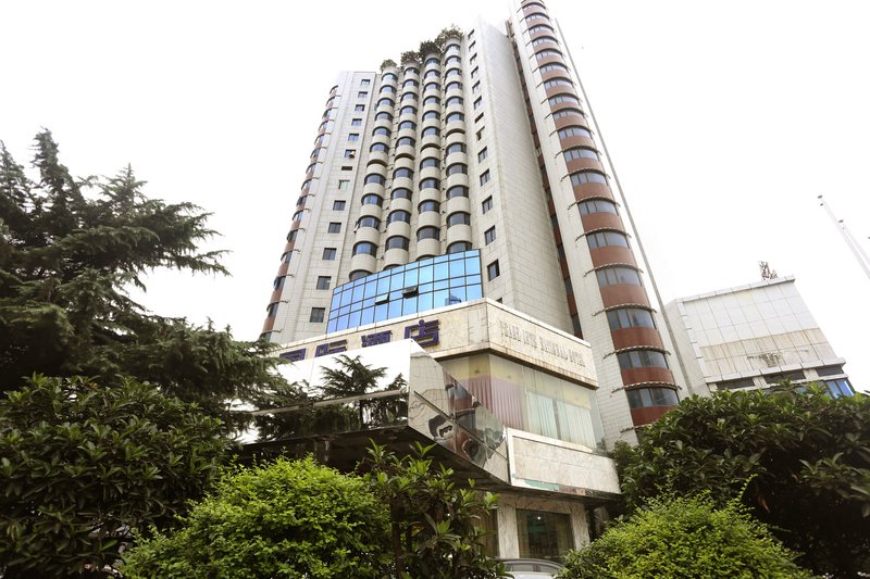 Chengdu Pearl International Hotel over view