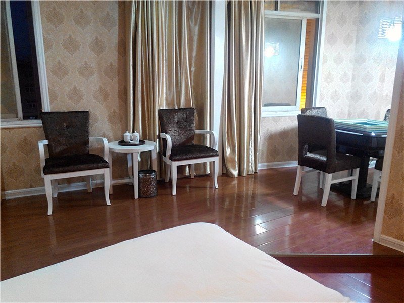 Warm 99 Chain Business Hotel (Yugan Desheng Avenue)Other