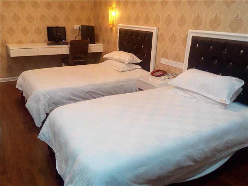 Warm 99 Chain Business Hotel (Yugan Desheng Avenue)Other