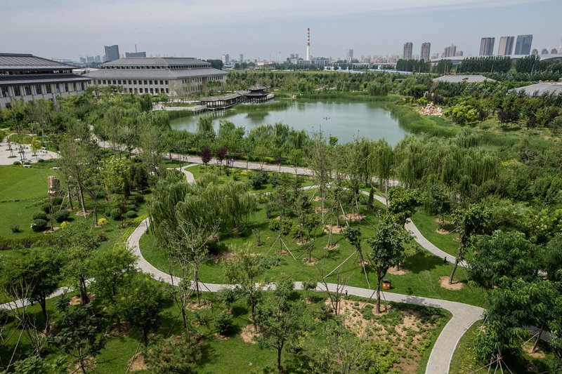 Xinnanyuan Business HotelOver view