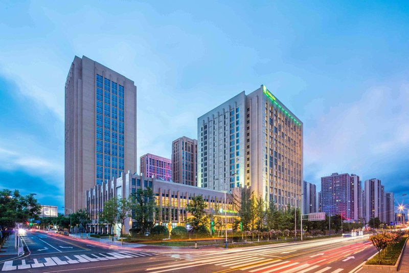Holiday Inn Chongqing University Town over view